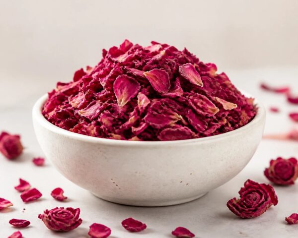 گلبرگ گل محمدی خشک ۵۰۰ گرمی ممتازینو